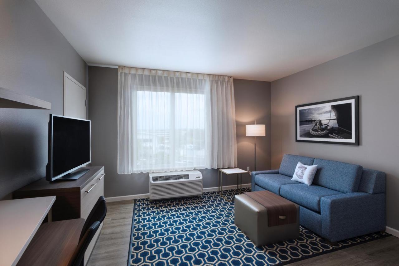 Towneplace Suites By Marriott San Diego Airport/Liberty Station Экстерьер фото